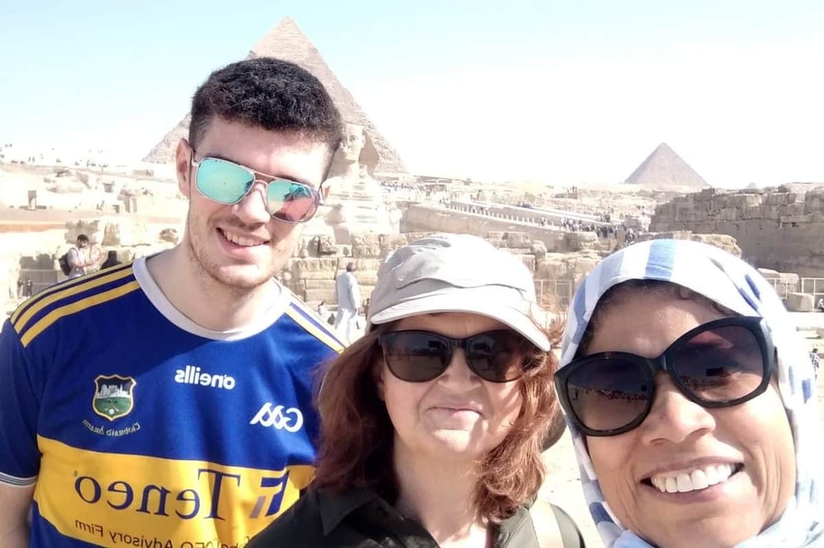 Pyramides de Gizeh, Sphinx, Sakkara et Memphis : Visite guidée du Caire + déjeuner (Gizeh) Superficie des pyramides de Gizeh