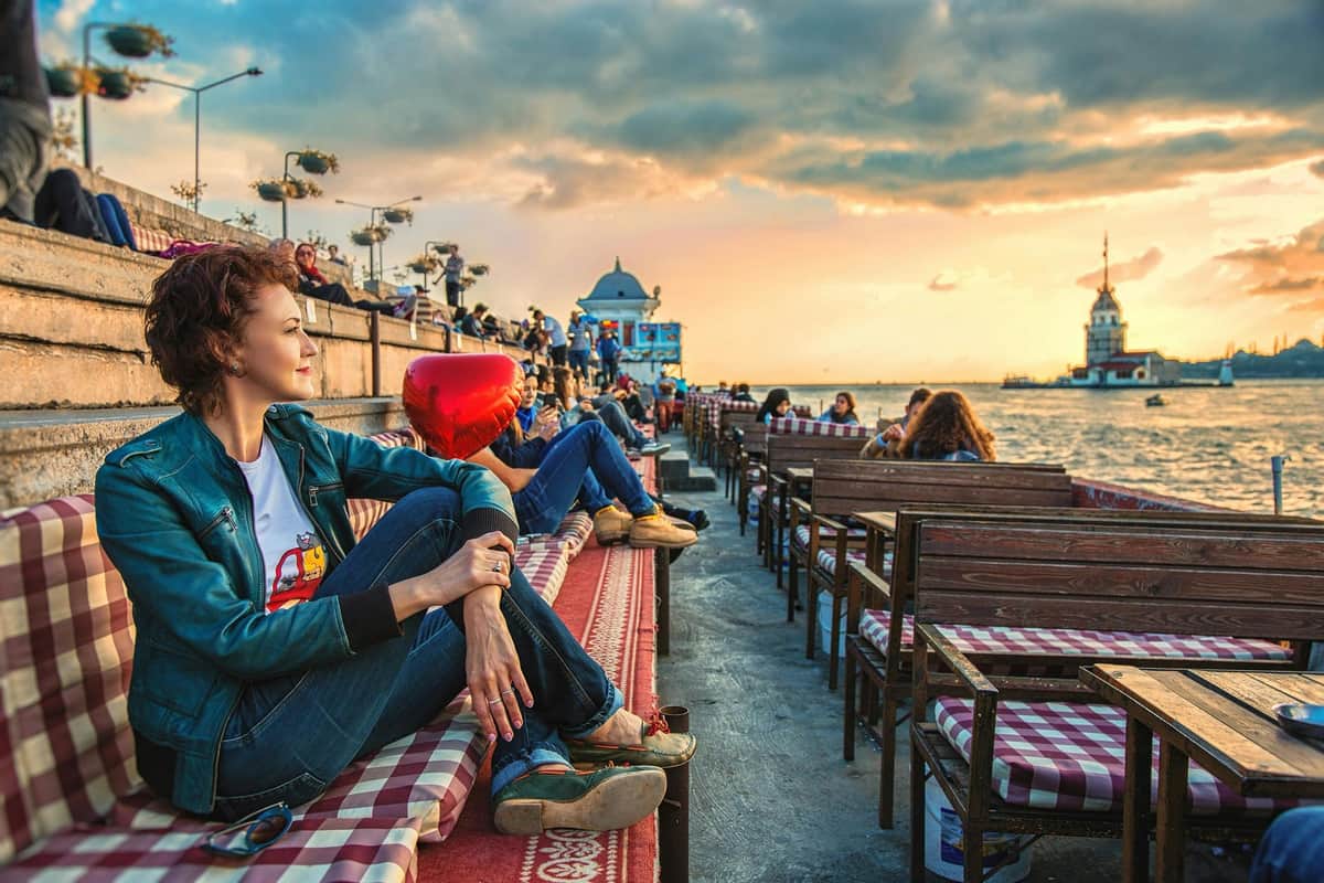 Istanbul Europe & Asian Tour: Maiden’s Tower + Mihrimah Sultan Mosque (Istanbul) Uskudar Promenade