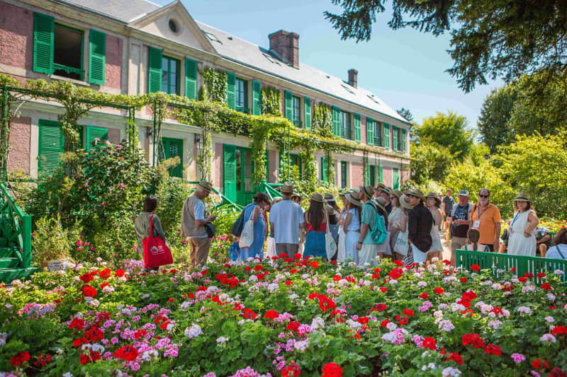 Giverny: Impressionist Day Trip from Paris with Audio Guide