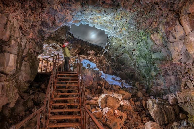 Golden Circle & Lava Tunnel: Day Tour from Reykjavik