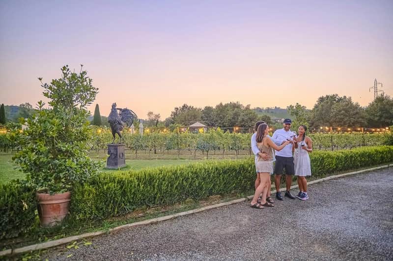 Chianti: Geführte Tour durch die Weinkeller von Florenz + Abendessen