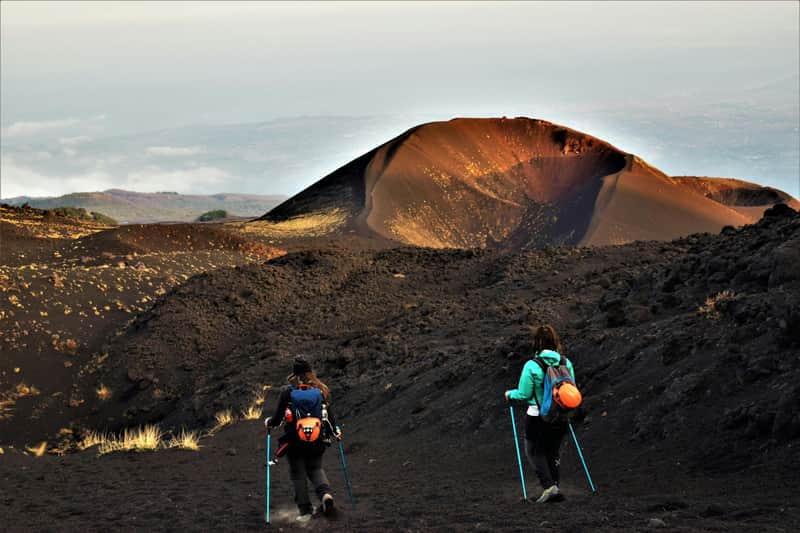 Ätna-Ausflug morgens oder bei Sonnenuntergang und Besuch der Lavastromhöhle