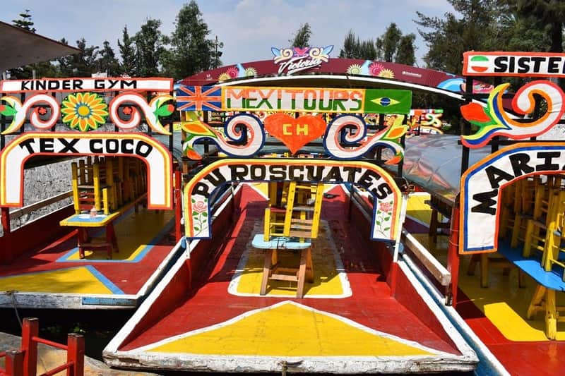 Von Mexiko-Stadt aus: Xochimilco, Universitätsstadt & Coyoacan Geführte Tour
