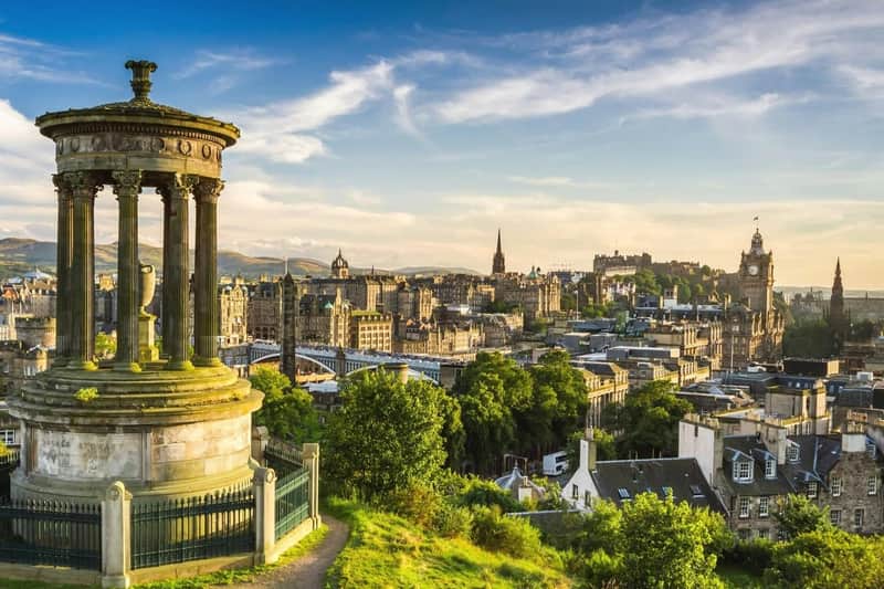 Edinburgh Die königliche Stadt: Tagestour von London aus