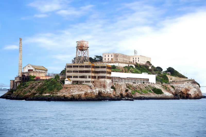 San Francisco: Inside Alcatraz Tour + 1-Hour Cruise